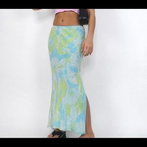 Express green and blue ferns long skirt with blue lining. Size medium.